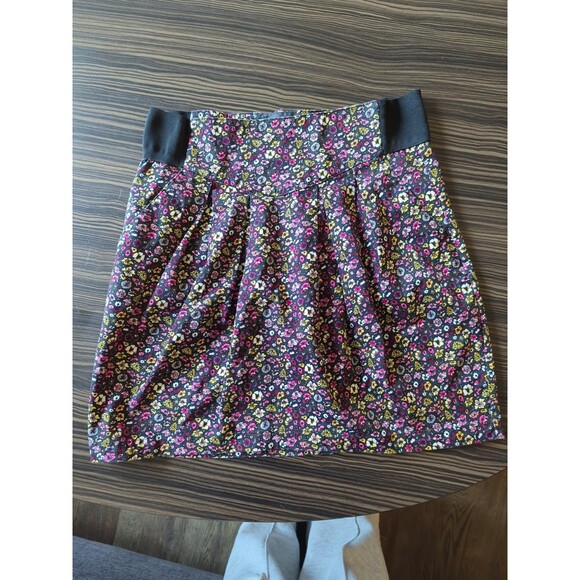 H&M Divided Size 6 Multicolor Ditsy Floral Skirt - Picture 1 of 4